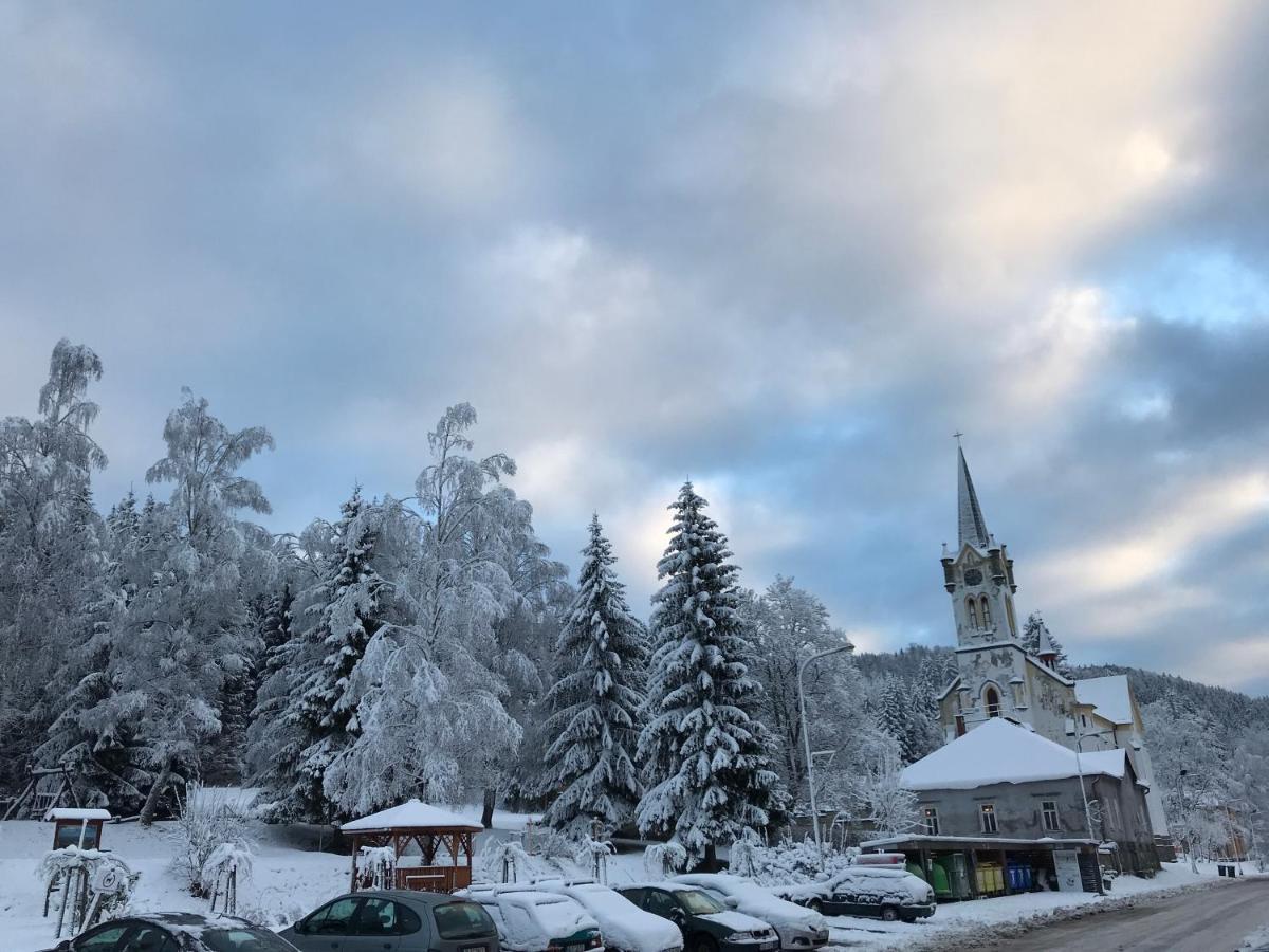 Penzion Maja Йозефув Дул Екстер'єр фото